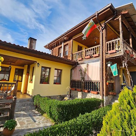 Емили Фемили Хаус Koprivshtitsa Ngoại thất bức ảnh
